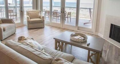 Insanely Gorgeous, Oceanfront, Top Floor Views