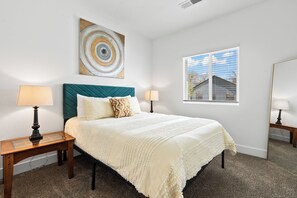 2 Schlafzimmer, Bügeleisen/Bügelbrett, Reisekinderbett, kostenloses WLAN