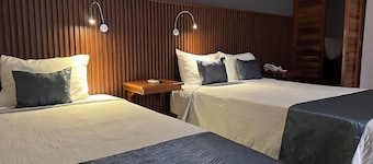 HOTEL PASTORA