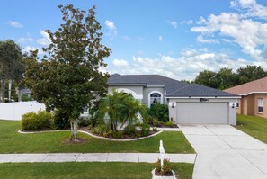Exterior - ⚓Pet friendly/ Private heated pool/spa w/fire pit!⚓🐕🌅 (Bradenton)