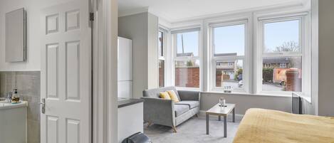 Bügeleisen/Bügelbrett, WLAN, Bettwäsche, Rollstuhlgeeignet