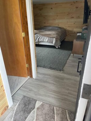 1 غرفة نوم وواي فاي وملاءات أسرّة