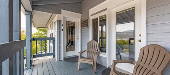 4 Lodge - Minutes to Downtown, Breweries and Waterfront!