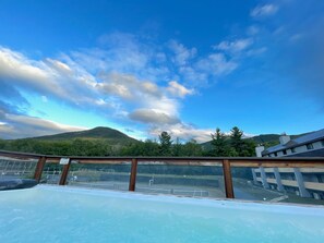 Bañera de hidromasaje exterior