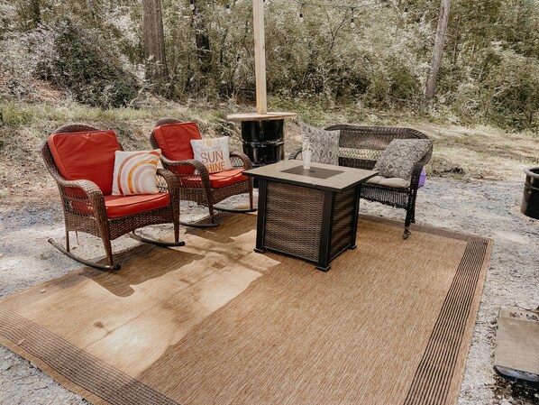 Property grounds - The Pendle-Tin (Pendleton)