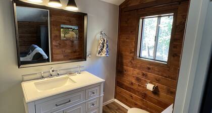 Horse friendly Mountain Hideaway under the rim with scenic views!