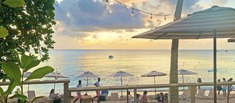 Amazing Villa with Pool 5 mins to Beach - Palm Grove 1