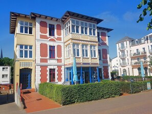 Imagen sin descripción, 2 de 12, botón