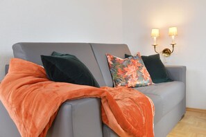 Télévision, lecteur de DVD, chaîne hi-fi