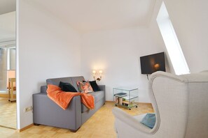 TV, DVD player, stereo