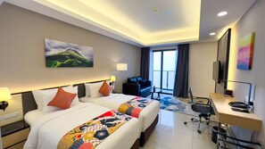 Suíte estúdio executiva, 1 quarto, sacada | 1 quarto, roupas de cama de algodão egípcio, roupas de cama premium