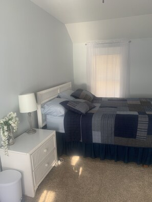 4 bedrooms, travel crib, free WiFi, bed sheets