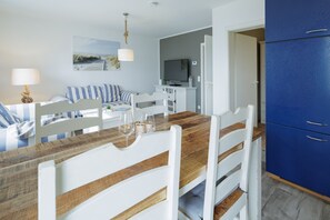 Dining - Apartment 'Boddenkieker 12' close to the Sea with Terrace & Wi-Fi (Zingst)