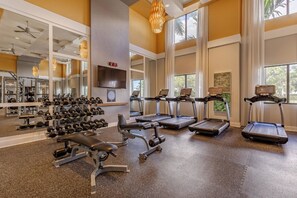 Fitness facility - Charming Doral 1BR w/ W/D, Pool & Gym, nr Airport, by Blueground (Miami)