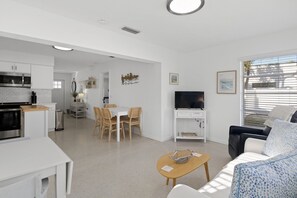 Smart TV, DVD player, books - Hav'Anna Holiday: 2 Blocks to Beach! North End! Private Pool by Anna Maria Life Vacation Rentals (Anna Maria)