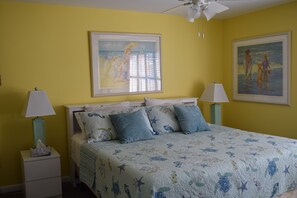 4 bedrooms, iron/ironing board, free WiFi