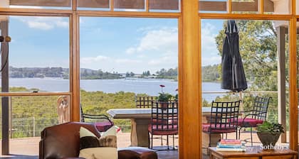OFF THE GRID-CELEBRITY LUXURY