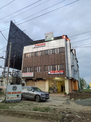 Front of property - THE MIDLAND (Bhubaneshwar)