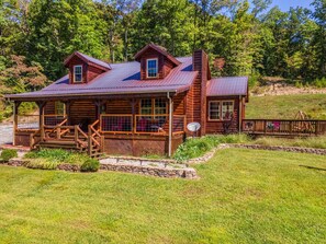 Exterior - Starry Mountain Night- Private Pool, Firepit, Pool Table, Playset (Stanton)