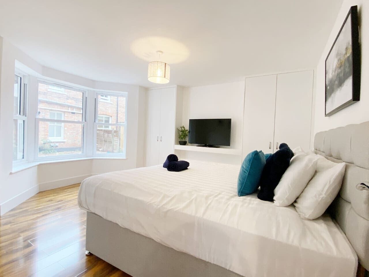 2 soverom, strykejern/-brett, wi-fi (inkludert) og sengetøy