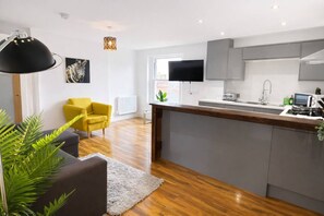 Télévision à écran plat