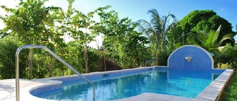 Utomhuspool