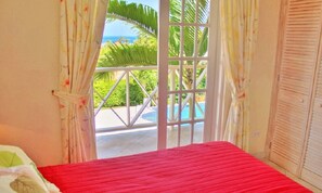 2 bedrooms, iron/ironing board, travel crib, free WiFi