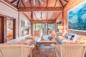 Télévision, espaces bureaux