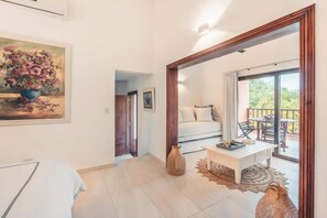 5 chambres, fer et planche à repasser, Wi-Fi gratuit, draps fournis