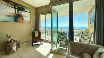 TV, streaming services