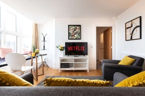 Smart TV - Cozy 1 Bedroom Apartment (Southampton)