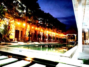 Alberca al aire libre 