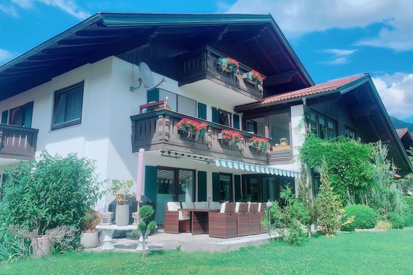 Casa Mia (DE Unterwössen) - Hazlett Melanie - 6220-Haus & Garten