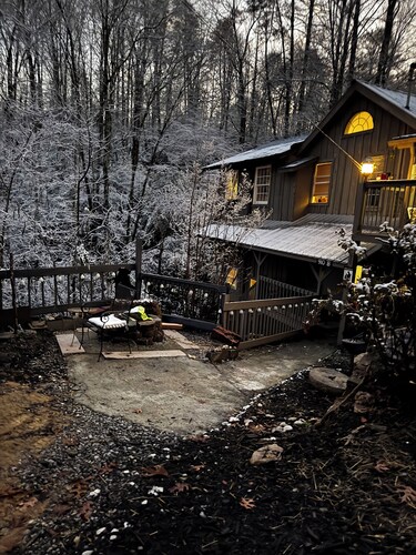 Totally Private Apartment w Fireplace & Washer & Dryer! Pets & 420 Friendly