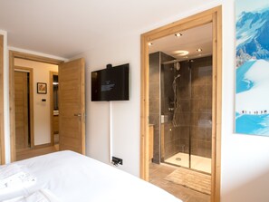 2 chambres, Wi-Fi gratuit, draps fournis