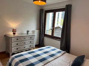 2 bedrooms, free WiFi, bed sheets
