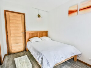 3 bedrooms