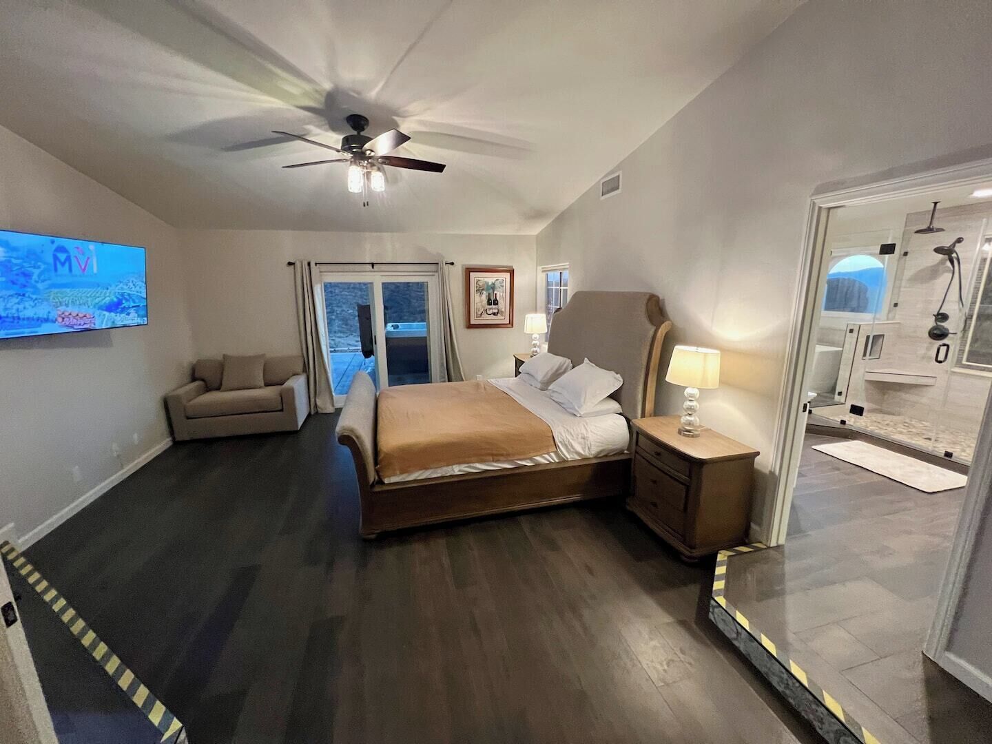 5 bedrooms, iron/ironing board, travel crib, free WiFi
