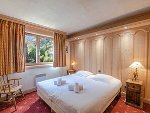 3 bedrooms, free WiFi, bed sheets