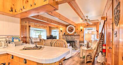 Wrightwood Cabin w/ Cozy Interior!