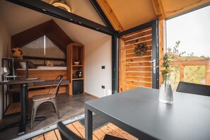 Comfort Μικρό Σπίτι | Χώρος εργασίας για λάπτοπ, δωρεάν Wi-Fi 