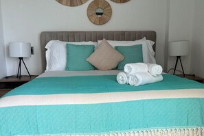 3 bedrooms, in-room safe, iron/ironing board, free WiFi