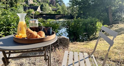 Recently Renovated Riverside Sanctuary set in 5 Acres With 14 Meter Heated Pool