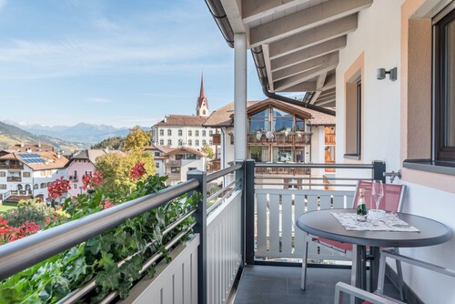 Apartments Marialisa Superior 'Apt Tulpe' mit Bergblick, Whirlpool & WLAN