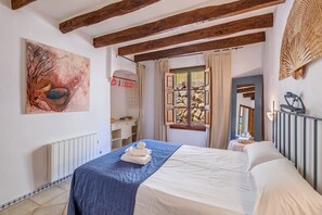 2 chambres, fer et planche Ă repasser, Wi-Fi gratuit, draps fournis
