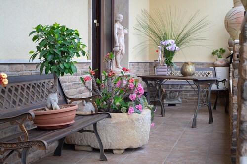 Holiday Apartment 'Casa Zoraide' with Private Terrace & Wi-Fi