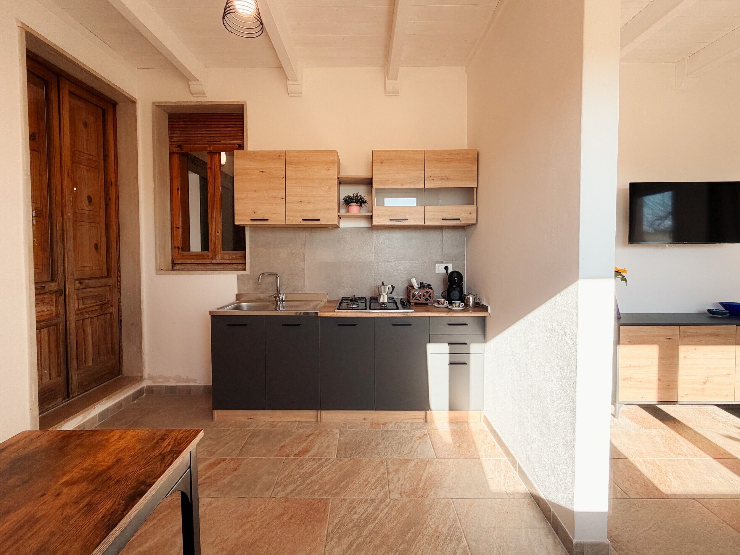 Fridge, stovetop, cookware/dishes/utensils