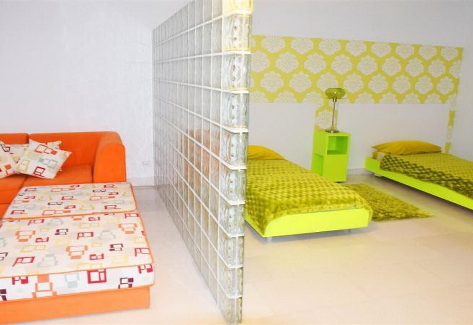 5 chambres, fer et planche à repasser, Wi-Fi gratuit, draps fournis