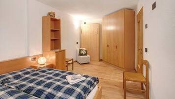 1 bedroom, free WiFi, bed sheets, wheelchair access