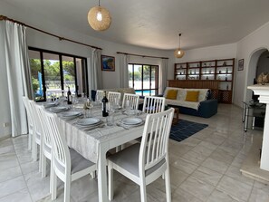 Dining - Villa 'Júlia e Tavares' with Sea View, Private Pool and Wi-Fi (Vilamoura)